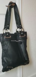 EUC BLACK LEATHER  B Makowsky